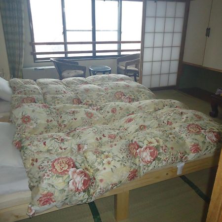 Cafe Cerisier栖里時絵 Hotell Myoko Exteriör bild